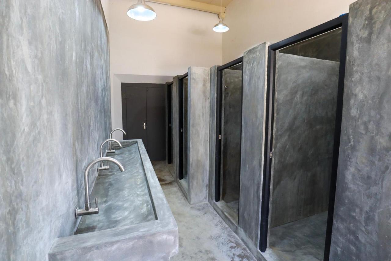 Why Not Backpackers Albergue Mirissa Exterior foto